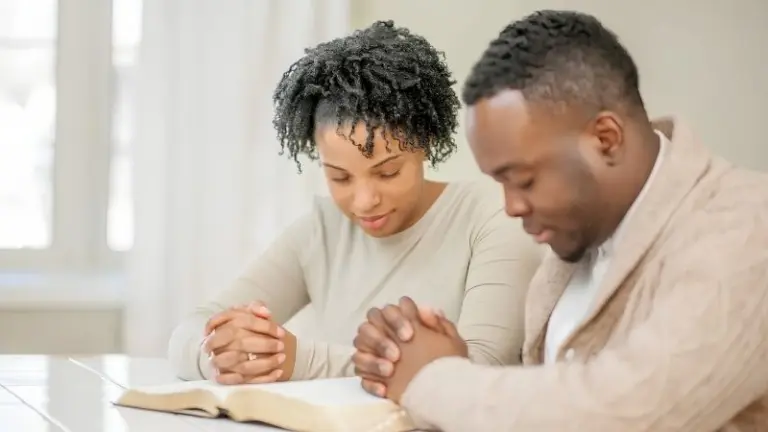 Ranking of Christian Apps for Those Seeking a Serious Relationship